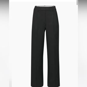 Aritzia Babaton effortless pant in size 2 LONG version